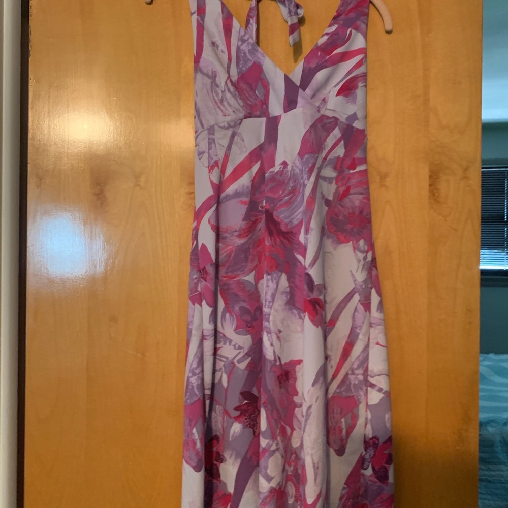 Express floral halter dress   Size 9/10.
